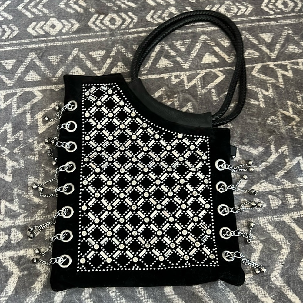 Unique Western Chic Sparkly Bag with Dangly Gems!